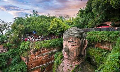 乐山旅游攻略必去十大景点_乐山旅游景点推荐