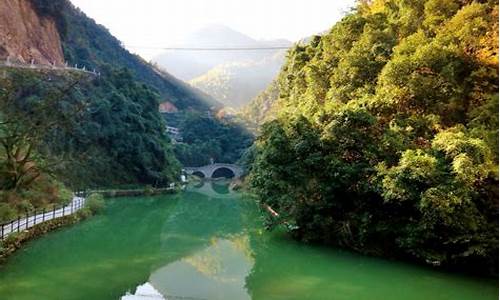 香榧森林公园大峡谷漂流_香榧森林公园漂流门票